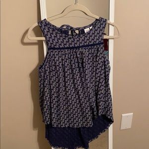 Gap no sleeve blue shirt